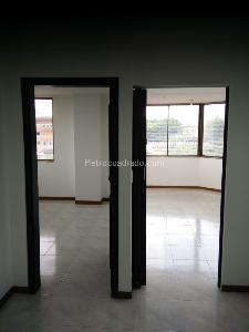 Apartamento de 2 alcobas en venta en Pinares De San Martin, Pereira, 59 m² · foto 6 de 15