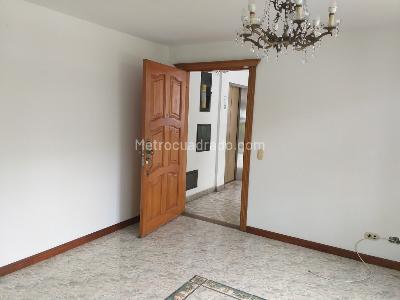 Apartamento de 3 alcobas en venta en Pinares De San Martin, Pereira, 117 m² · foto 19 de 20
