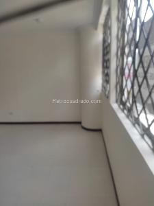 Apartamento en venta en Los Alpes, Pereira · foto 4 de 16