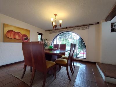 Apartamento de 3 alcobas en venta en Lindaraja, Bogotá, 145 m² · foto 6 de 19
