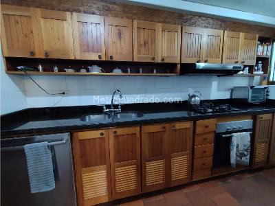 Apartamento de 3 alcobas en venta en Lindaraja, Bogotá, 145 m² · foto 8 de 19