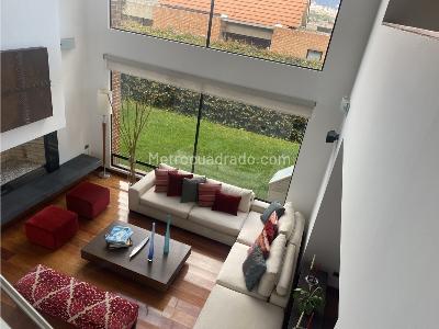 Casa de 4 alcobas en venta en Niza, Bogotá, 243 m² · foto 9 de 19
