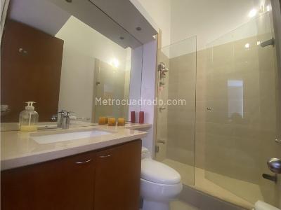 Casa de 4 alcobas en venta en Niza, Bogotá, 243 m² · foto 11 de 19