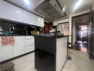 Casa de 4 alcobas en venta en Niza, Bogotá, 249 m² · foto 5 de 20