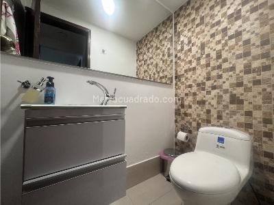 Casa de 4 alcobas en venta en Niza, Bogotá, 249 m² · foto 16 de 20