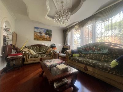 Casa de 4 alcobas en venta en Niza, Bogotá, 249 m² · foto 18 de 20
