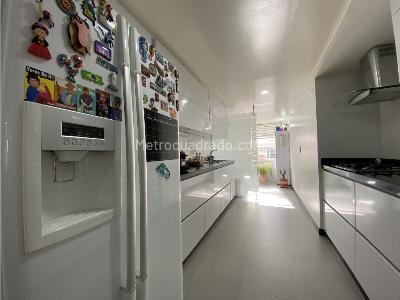 Apartamento en venta en Chico, Bogotá · foto 11 de 18