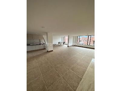 Apartamento en venta en Chico, Bogotá · foto 2 de 14