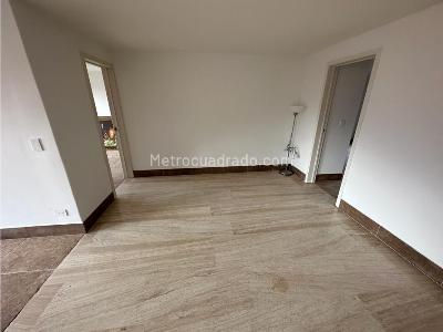 Apartamento en venta en Chico, Bogotá · foto 3 de 14