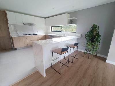 Casa de 3 alcobas en venta en La Calera, La Calera, 250 m² · foto 5 de 20