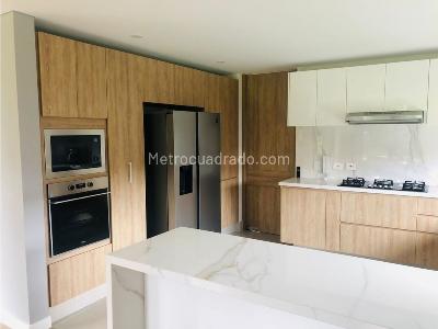 Casa de 3 alcobas en venta en La Calera, La Calera, 250 m² · foto 6 de 20