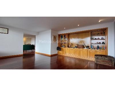 Apartamento en venta en Chico Alto, Bogotá · foto 2 de 20