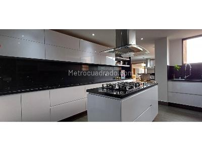 Apartamento en venta en Chico Alto, Bogotá · foto 8 de 20