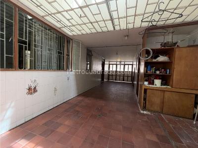 Casa de 4 alcobas en venta en Prado Veraniego, Bogotá, 300 m² · foto 6 de 12
