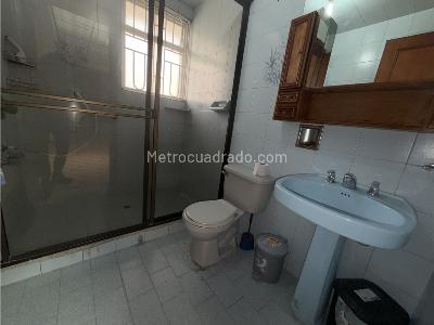 Casa de 4 alcobas en venta en Prado Veraniego, Bogotá, 300 m² · foto 11 de 12