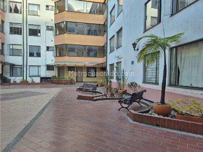Apartaestudio en venta en Prado Pinzon, Bogotá, 35 m² · foto 11 de 11