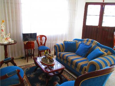 Casa de 5 alcobas en venta en Versalles, Bogotá, 300 m² · foto 3 de 20