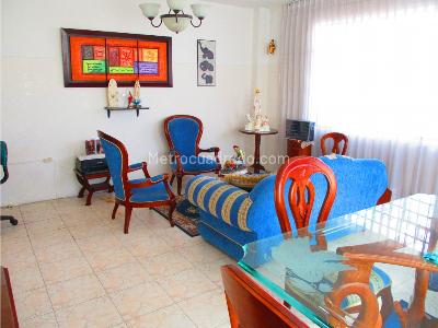 Casa de 5 alcobas en venta en Versalles, Bogotá, 300 m² · foto 4 de 20