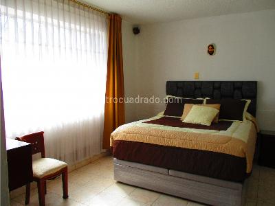 Casa de 5 alcobas en venta en Versalles, Bogotá, 300 m² · foto 6 de 20