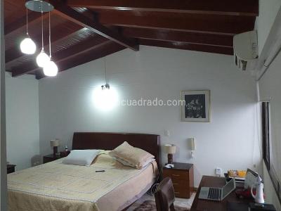 Apartamento de 4 alcobas en venta en Barrio 20 De Julio, Ibagué, 200 m² · foto 18 de 20