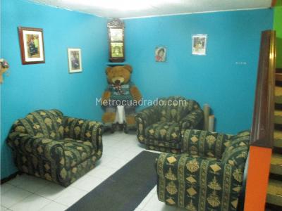 Casa de 5 alcobas en venta en Madalay, Bogotá, 175 m² · foto 7 de 20