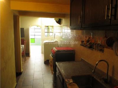 Casa de 5 alcobas en venta en Madalay, Bogotá, 175 m² · foto 9 de 20