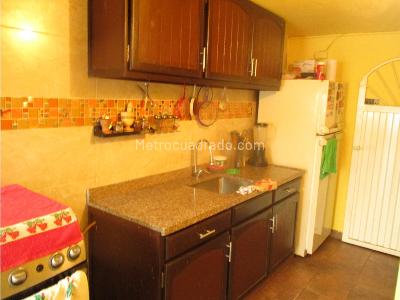 Casa de 5 alcobas en venta en Madalay, Bogotá, 175 m² · foto 10 de 20
