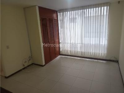 Apartaestudio en arriendo en Cedritos, Bogotá, 45 m² · foto 10 de 20