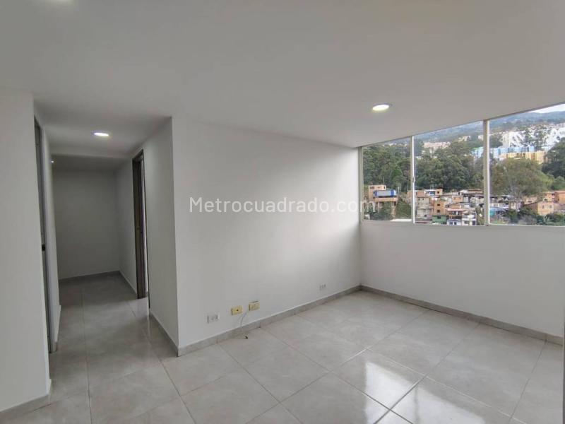 1BR Studio Apartment for Rent in Las Margaritas (Gas & Security) - 4