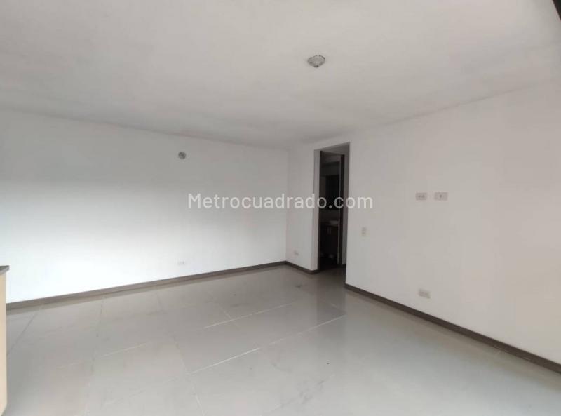 3BR Apartment in San German with Parking & Pool - 6