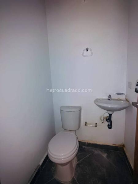 Local Comercial en Arriendo, Playa Rica, Bello - Widok 3