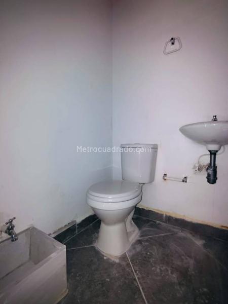 Local Comercial en Arriendo, Playa Rica, Bello - Widok 6