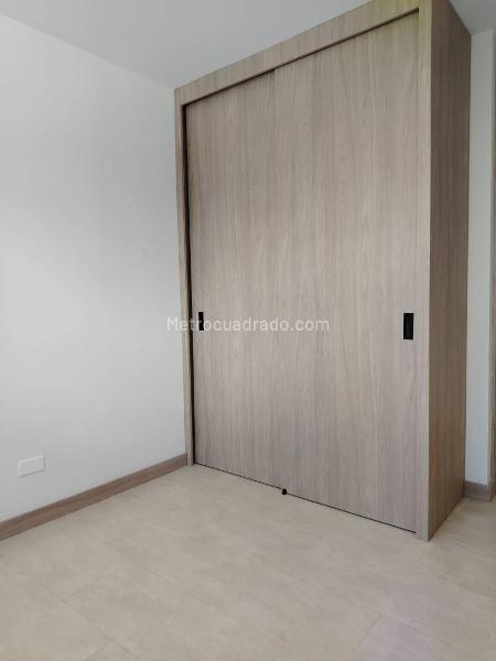 Apartamento de 3 Alcobas en Calasanz con parqueadero - 4