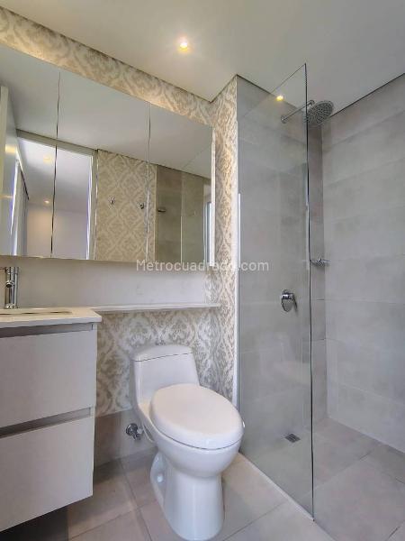 Beautiful 2BR Apartment in Lalinde - 7