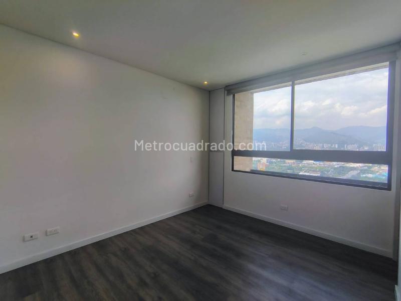 Beautiful 2BR Apartment in Lalinde - 9