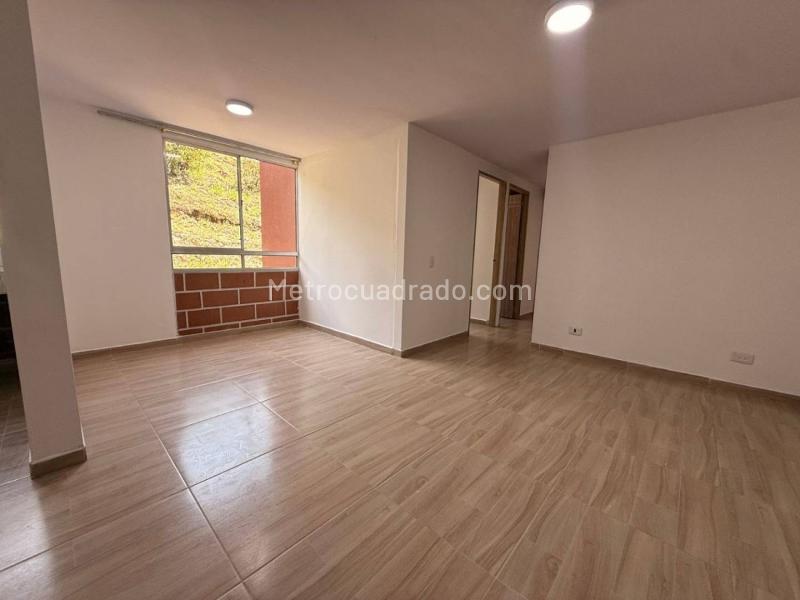 Hermoso Apartamento de 3 Habitaciones en Mirador - 5