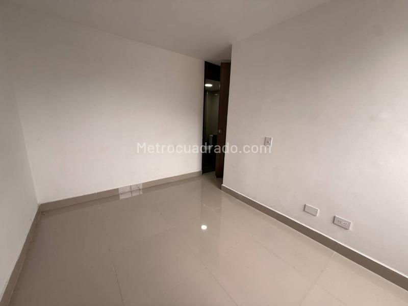 Apartamento nuevo de 3 alcobas en arriendo en Machado - 8