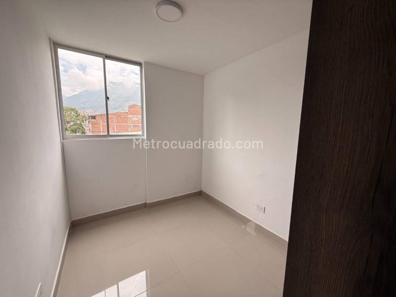 Apartamento nuevo de 3 alcobas en arriendo en Machado - 9
