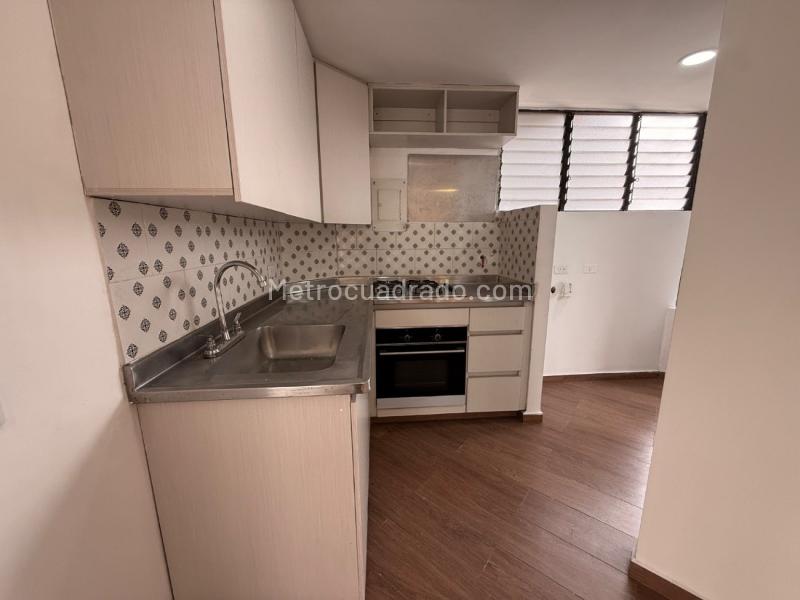 Spacious 3BR Apartment in Manila
