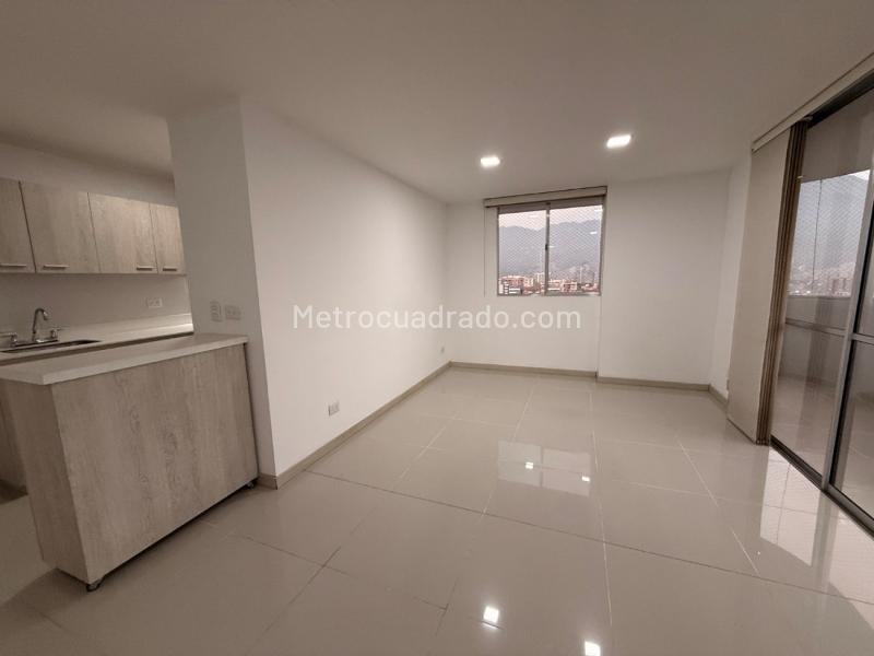 Espectacular Penthouse de 3 Alcobas con Vista Panorámica en Puerto Bello - 4