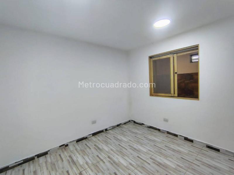 Casa de 4 Alcobas con local en Aranjuez - 6