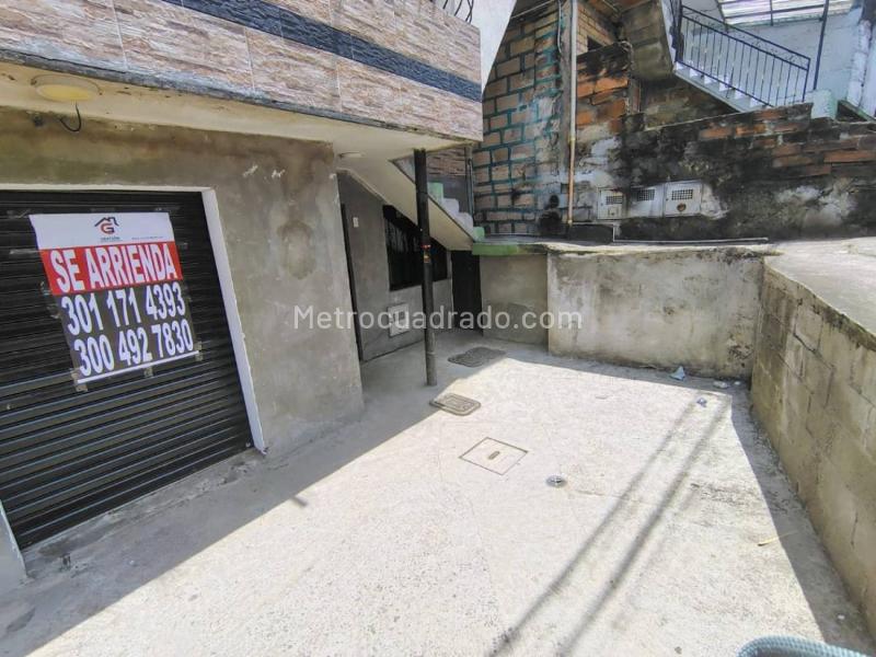 Casa de 4 Alcobas con local en Aranjuez - 9