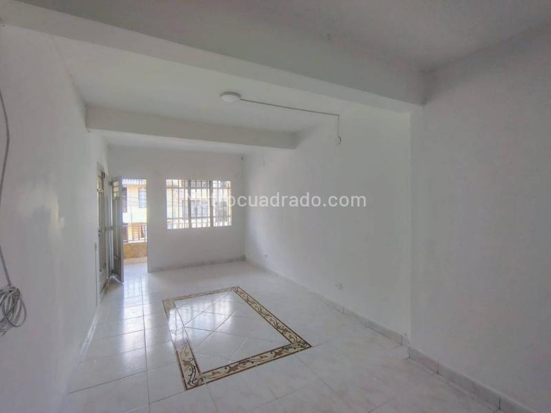 Casa Amplia de 4 Alcobas en Belén Las Playas - 2