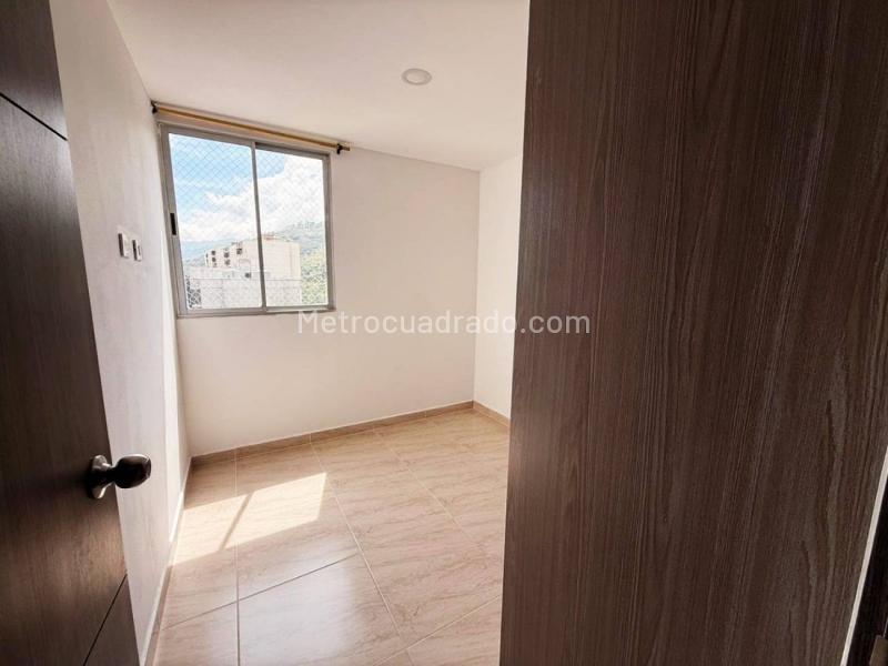 Beautiful 3BR Apartment in Machado (70 m²) - 8