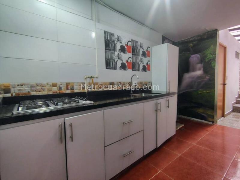 Beautiful 3BR House in Aranjuez