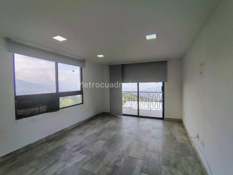 Charming 2BR House in Belen Altavista - 6