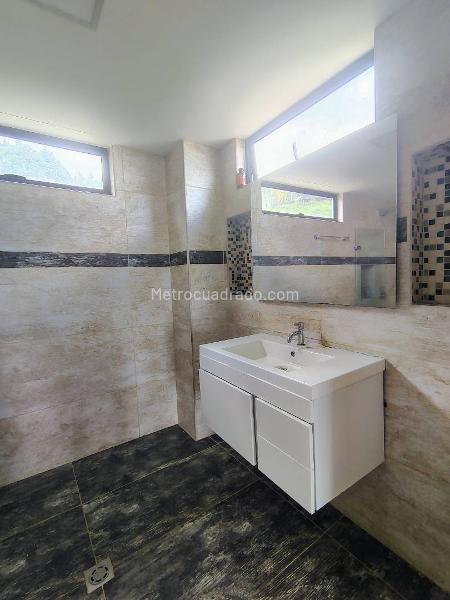 Charming 2BR House in Belen Altavista - 9