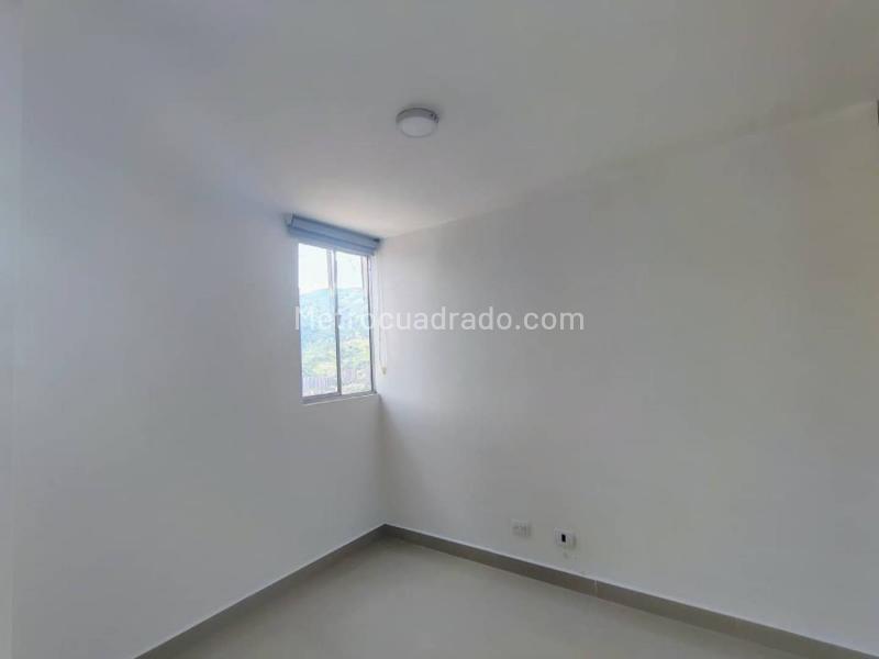 Apartamento en Arriendo, Mirador, Bello - Görünüm 6