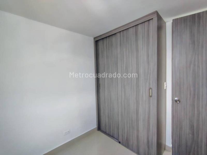 Apartamento en Arriendo, Mirador, Bello - Daha fazla