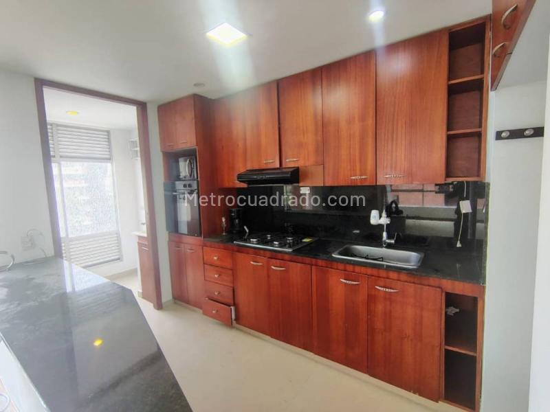 2BR Apartment in Provenza (100 m²)